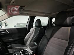 میتسوبیشی ئاوتلاندەر